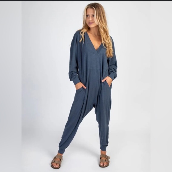 Natural Life Johnnie O Navy Slub Cotton Jumpsuit Size Medium - Picture 1 of 14